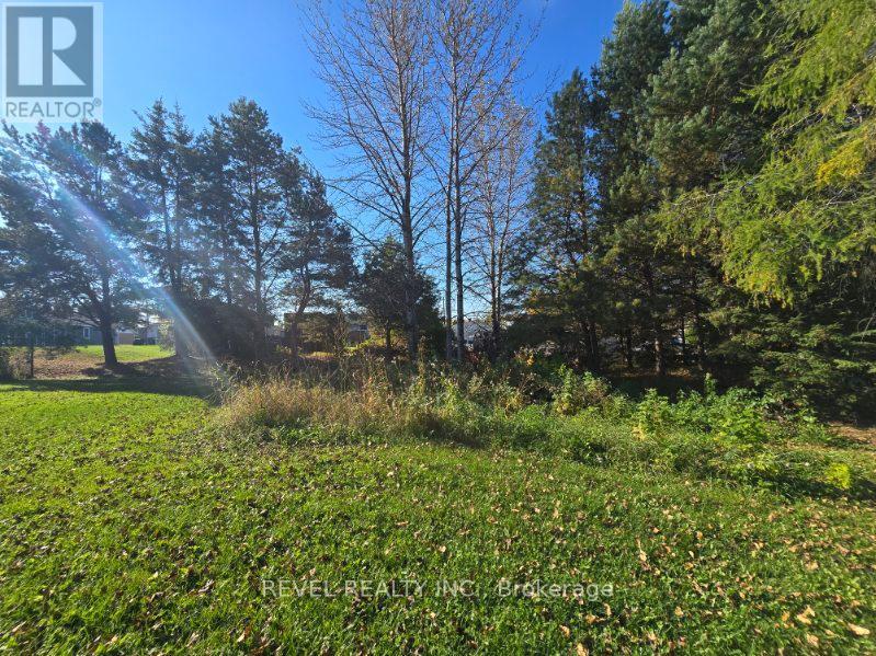 16 Laferriere Street, Kapuskasing, ON