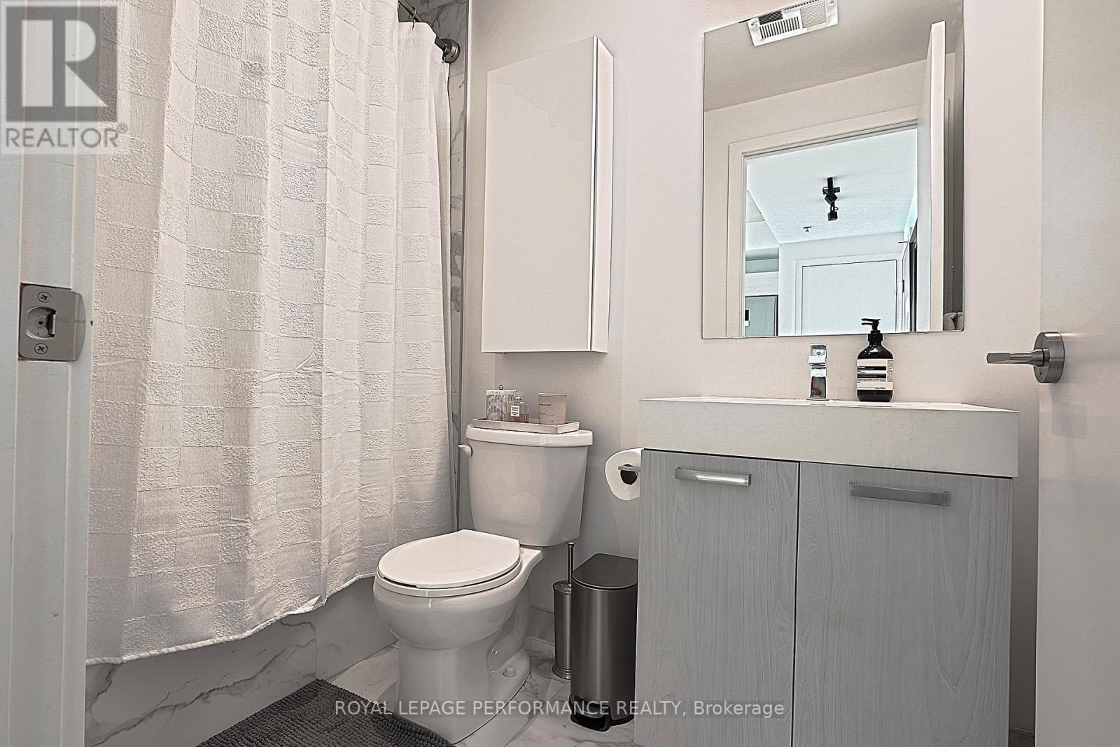 1804 - 203 Catherine Street, Ottawa, ON - Indoor Photo Showing Bathroom