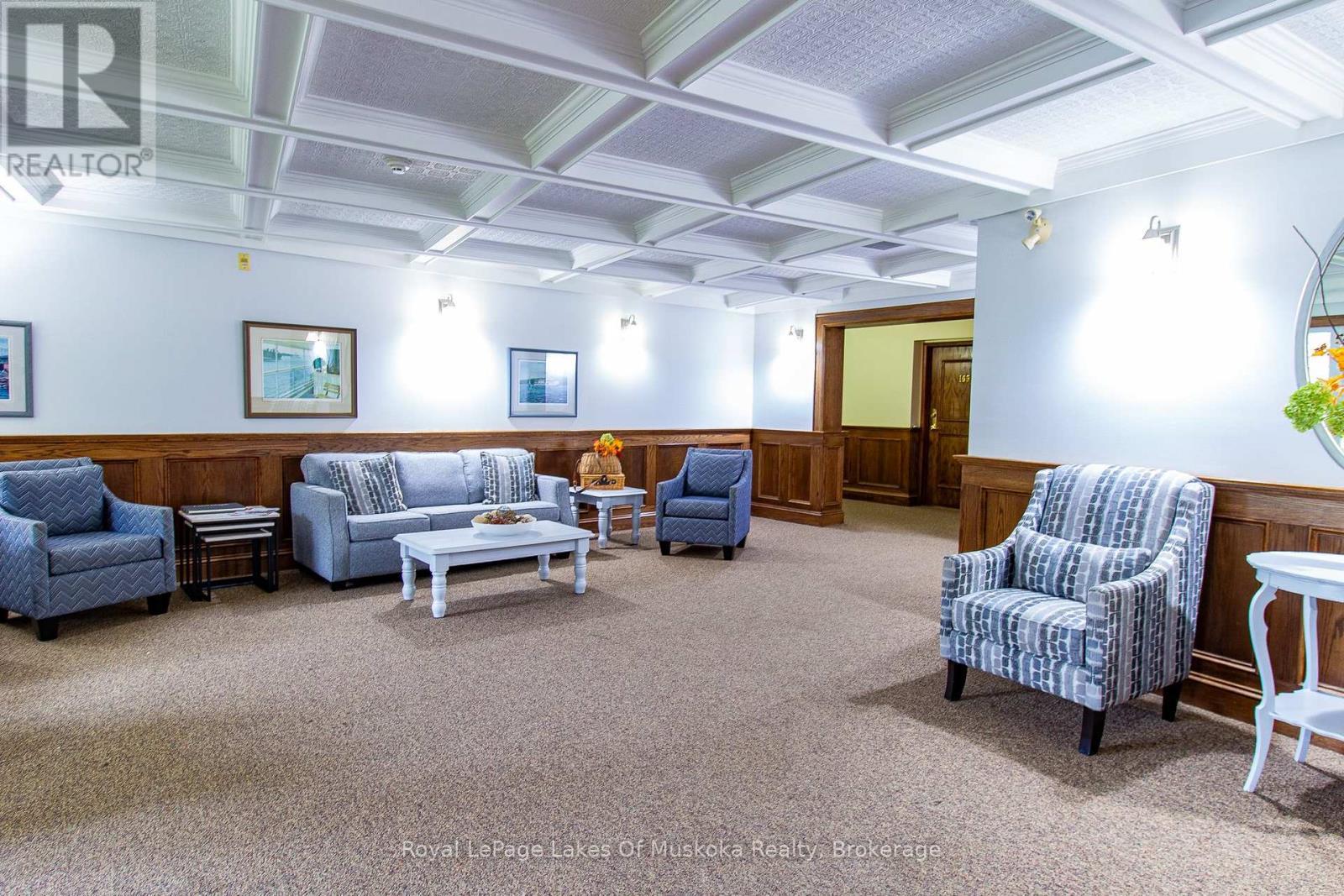 110 - 24 Ontario Street, Bracebridge (Macaulay), ON - Indoor