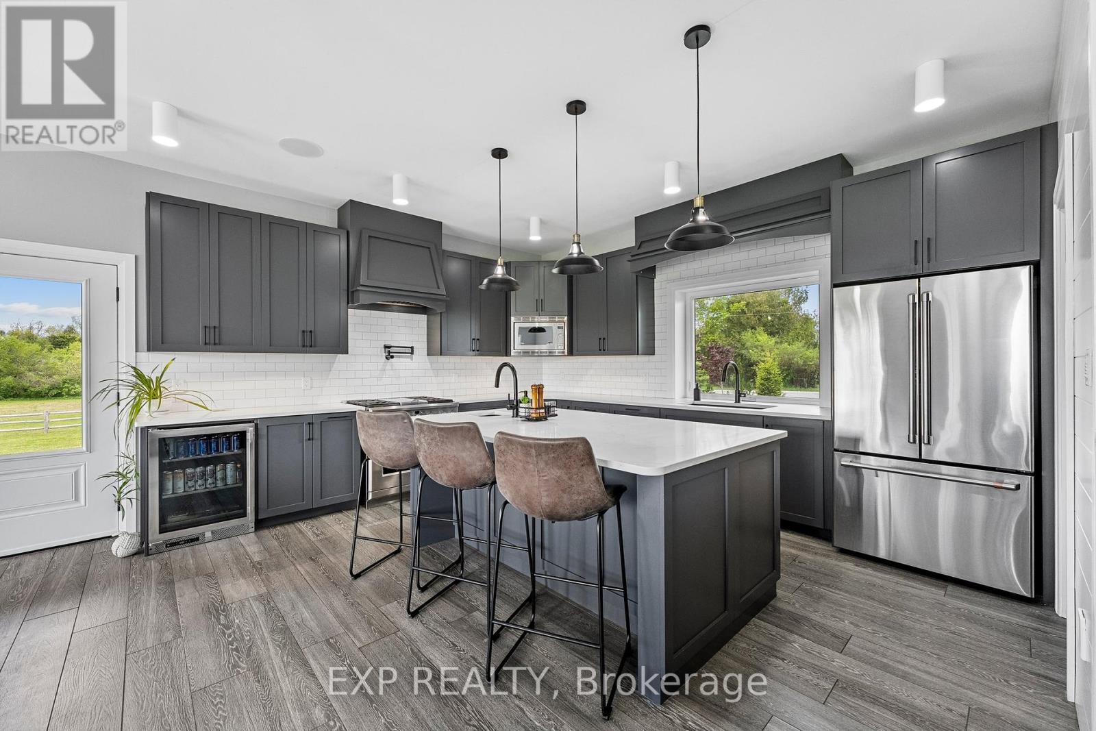 1766 Concession 13 Road, Brock, ON - Indoor Photo Showing Kitchen With Upgraded Kitchen