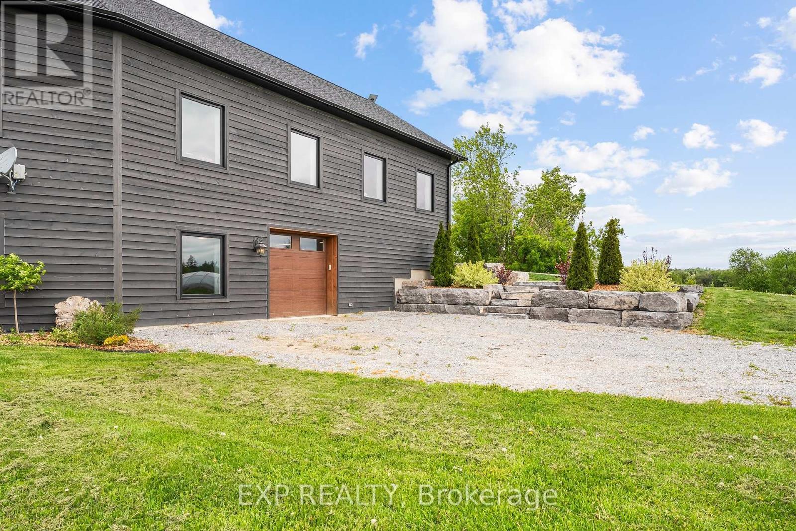 1766 Concession 13 Road, Brock, ON - Outdoor