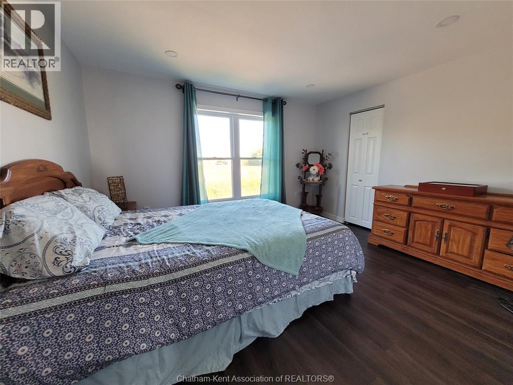 21132 Port Road, Merlin, ON - Indoor Photo Showing Bedroom