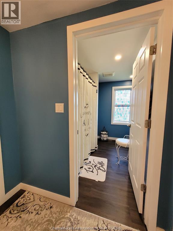 21132 Port Road, Merlin, ON - Indoor Photo Showing Other Room