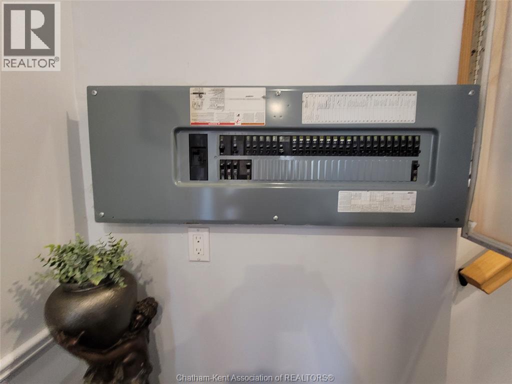 21132 Port Road, Merlin, ON - Indoor