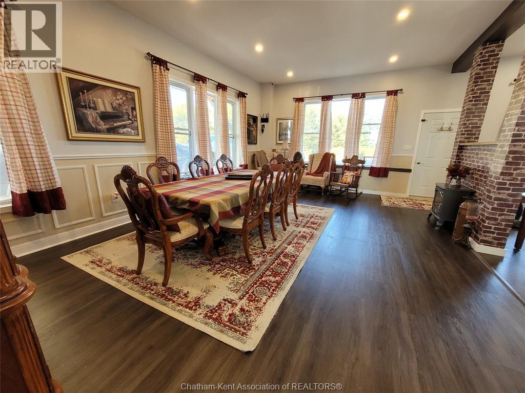 21132 Port Road, Merlin, ON - Indoor Photo Showing Dining Room