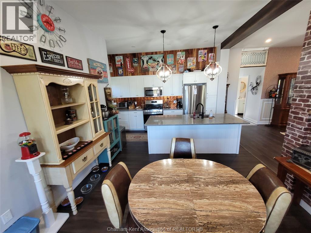 21132 Port Road, Merlin, ON - Indoor Photo Showing Dining Room