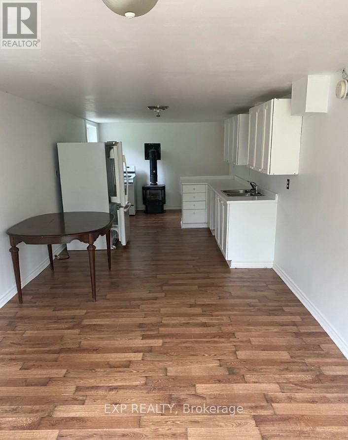 8555 10Th Line, Essa, ON - Indoor Photo Showing Other Room