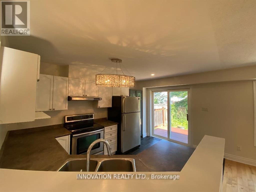 11 Cedar Park Street, Ottawa, ON - Indoor Photo Showing Kitchen With Double Sink