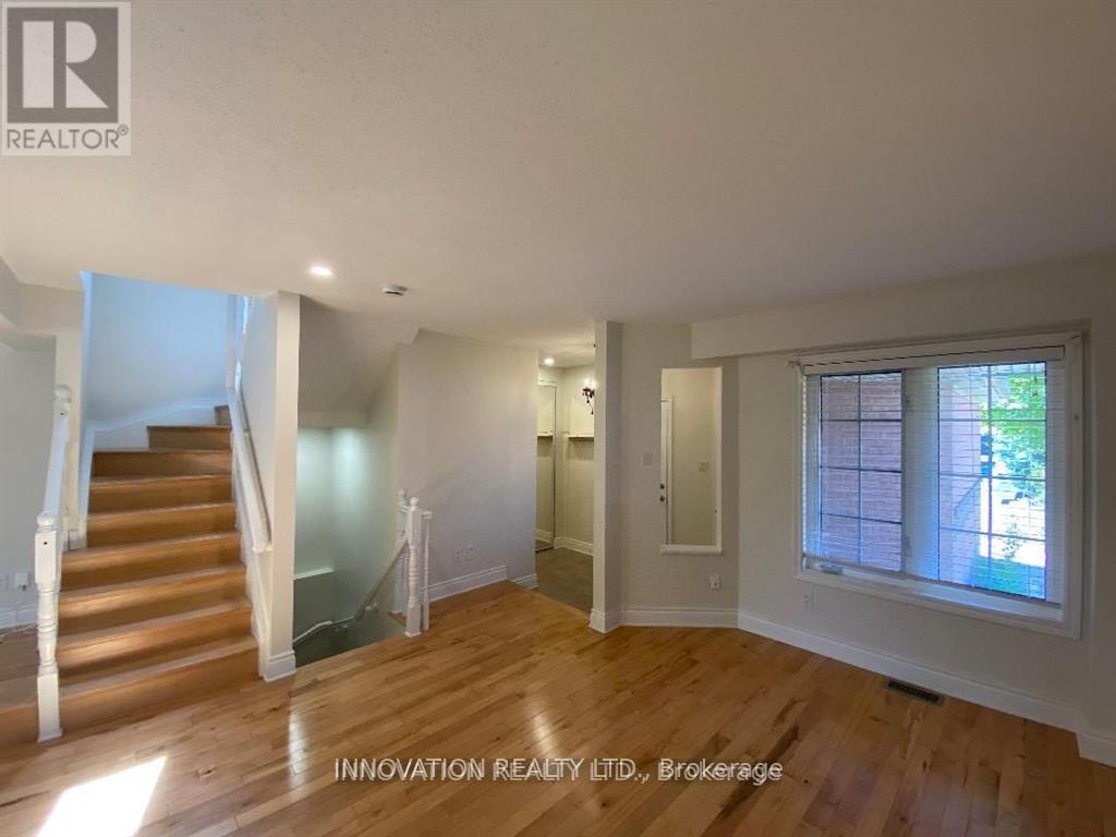 11 Cedar Park Street, Ottawa, ON - Indoor Photo Showing Other Room