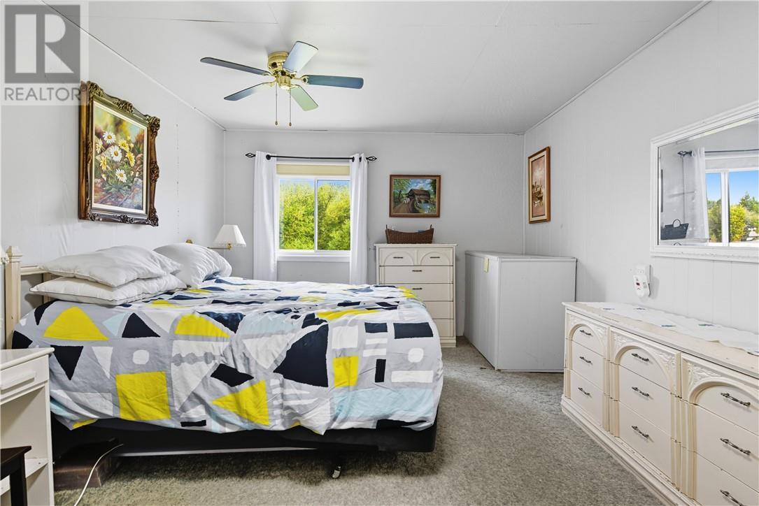 41 Graham Road, Massey, ON - Indoor Photo Showing Bedroom