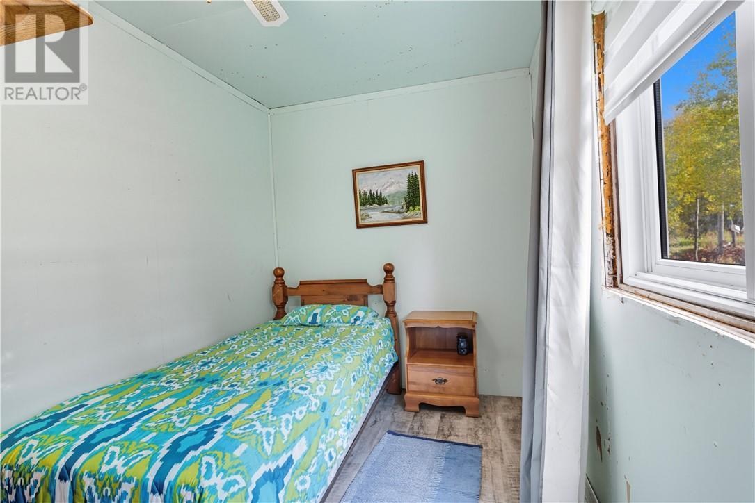 41 Graham Road, Massey, ON - Indoor Photo Showing Bedroom