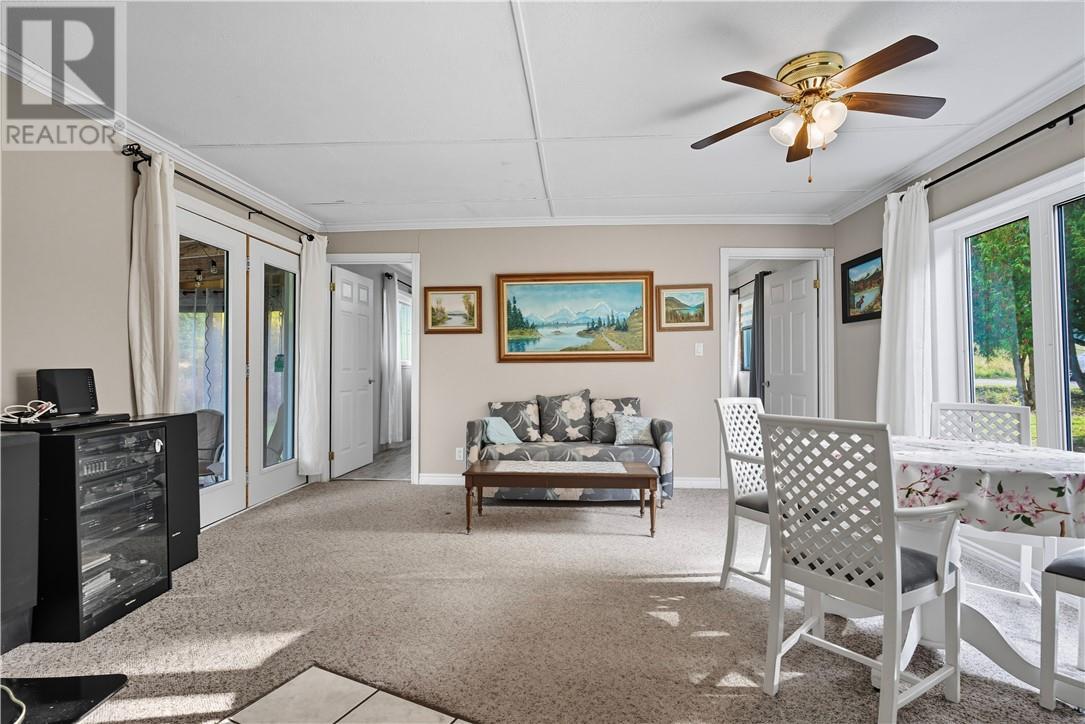 41 Graham Road, Massey, ON - Indoor