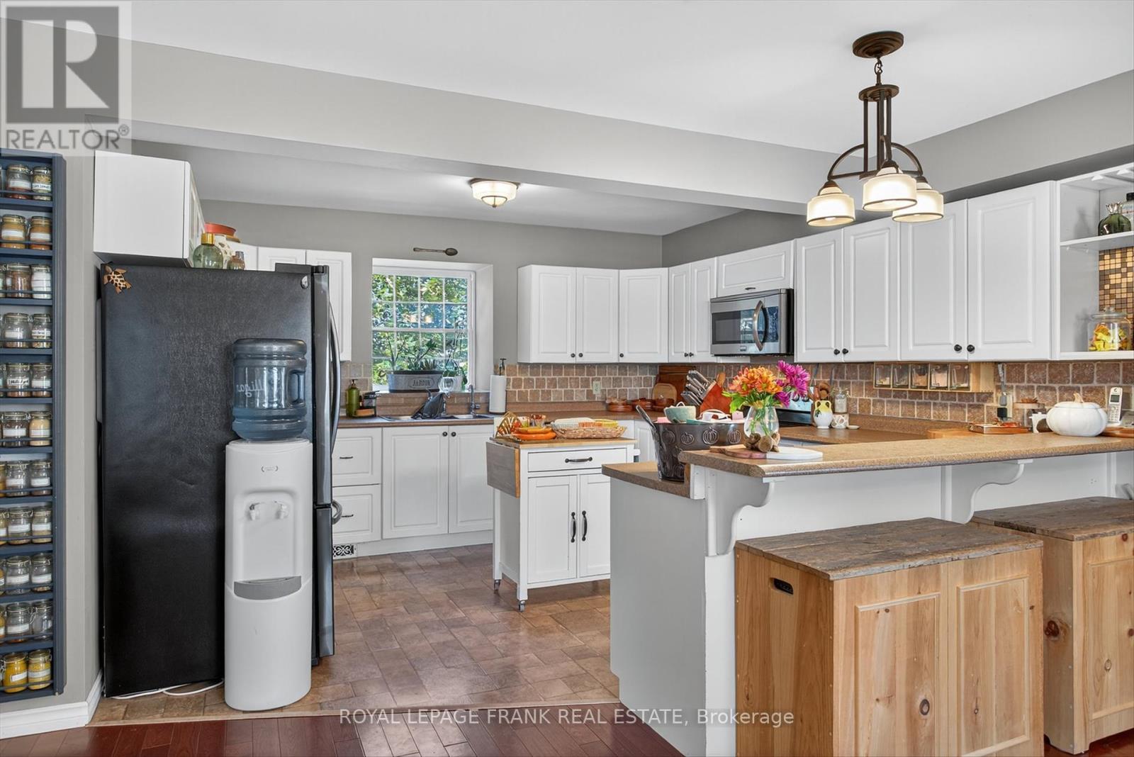 2648 Dummer-Asphodel Road, Douro-Dummer, ON - Indoor Photo Showing Kitchen