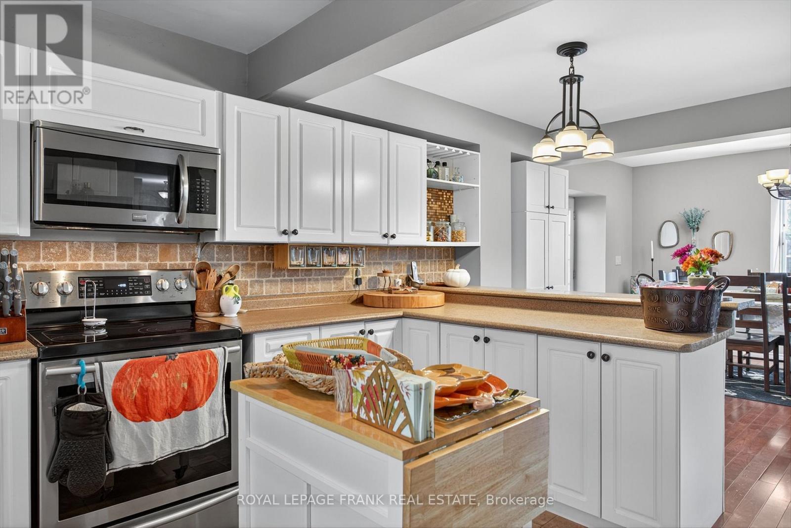 2648 Dummer-Asphodel Road, Douro-Dummer, ON - Indoor Photo Showing Kitchen