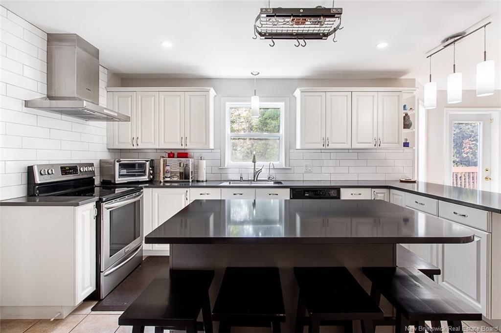 106 Royal Oaks Blvd, Moncton, NB