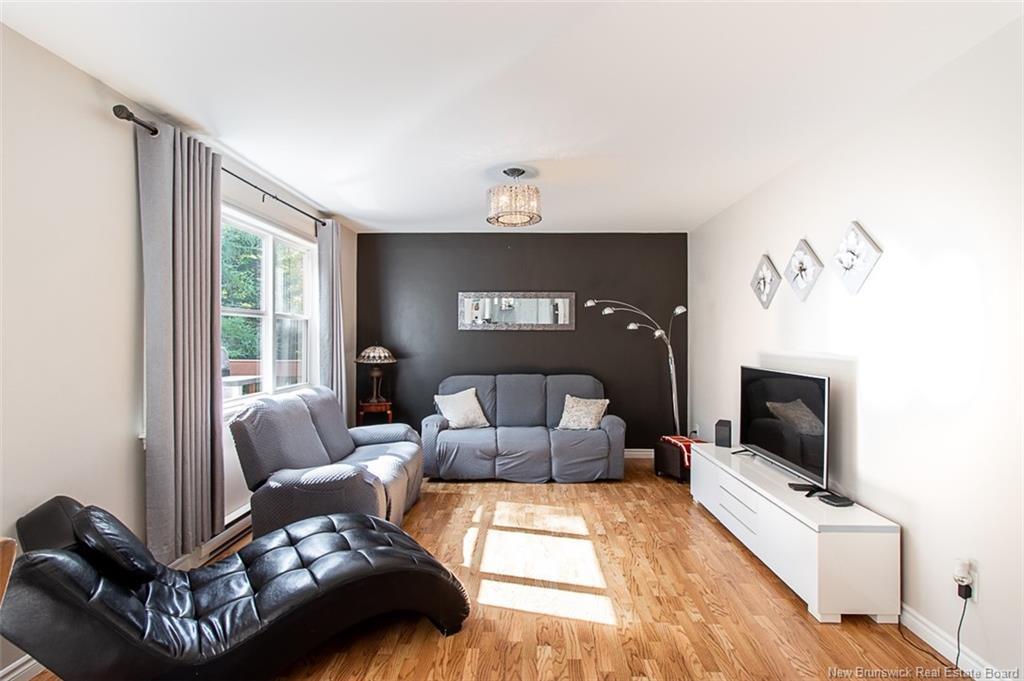 106 Royal Oaks Blvd, Moncton, NB