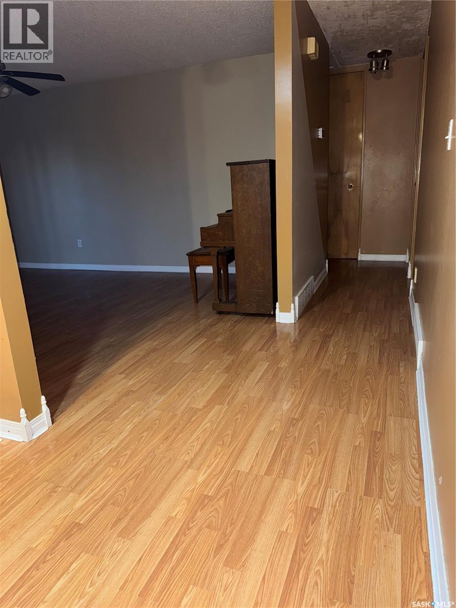 522 1St Street E, Lafleche, SK - Indoor Photo Showing Other Room
