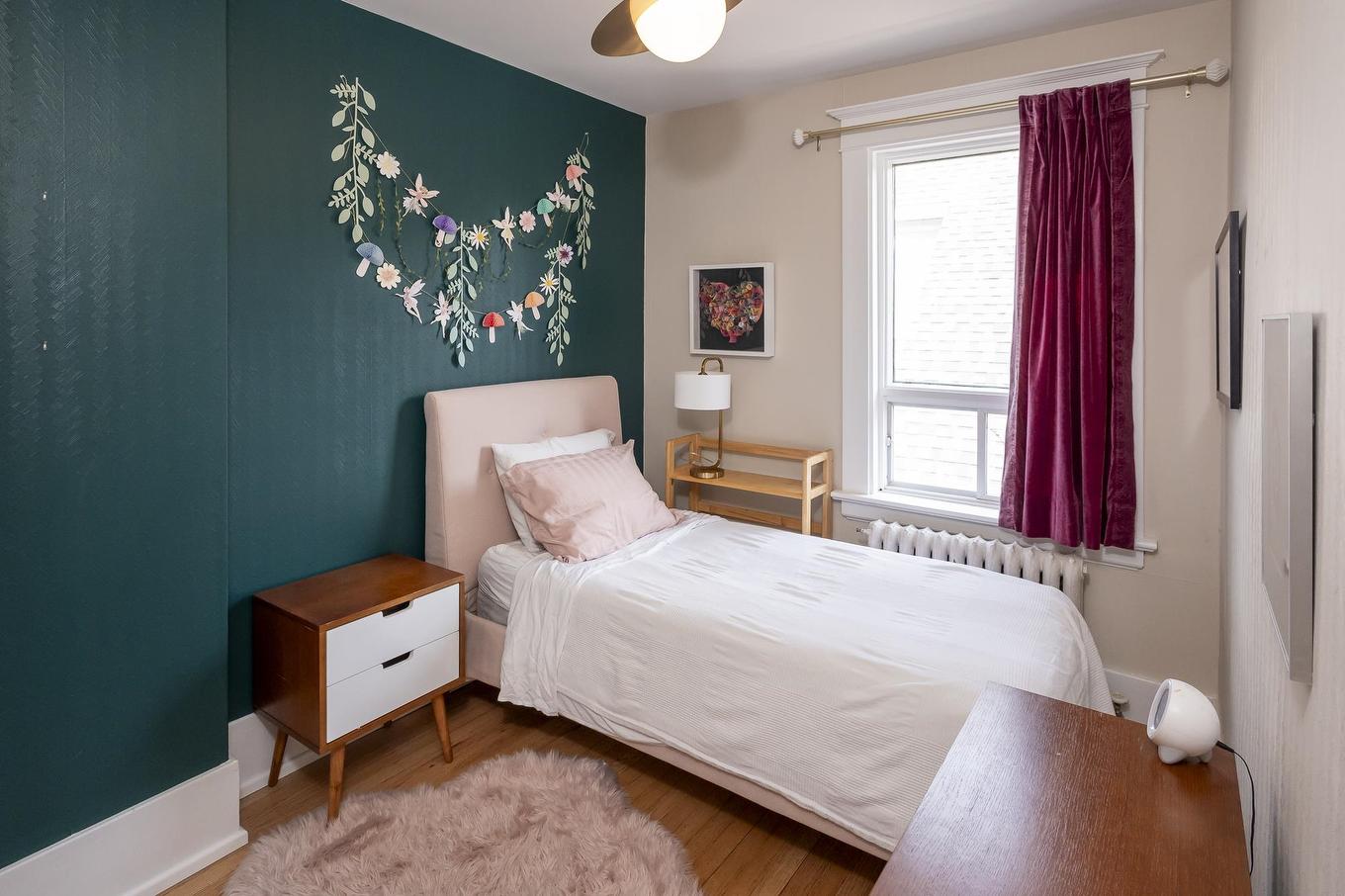 124 Summit Avenue, Thunder Bay, ON - Indoor Photo Showing Bedroom