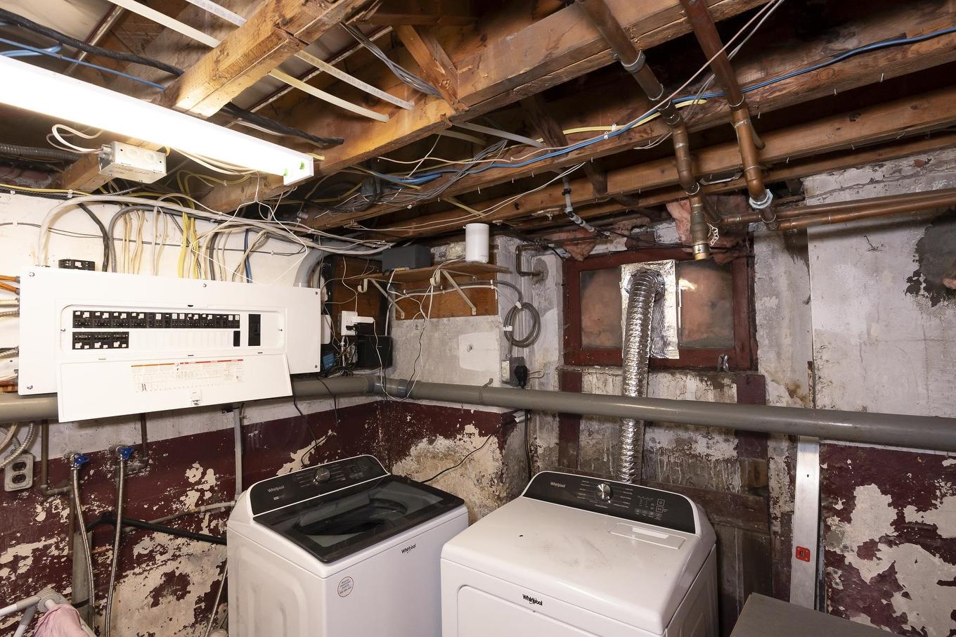 124 Summit Avenue, Thunder Bay, ON - Indoor