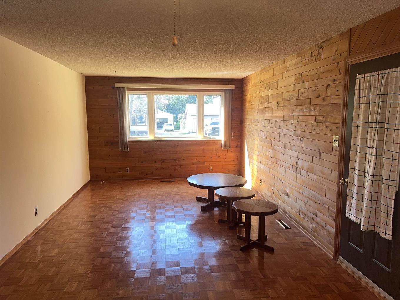 146 Pine Crescent, Atikokan, ON - Indoor Photo Showing Other Room