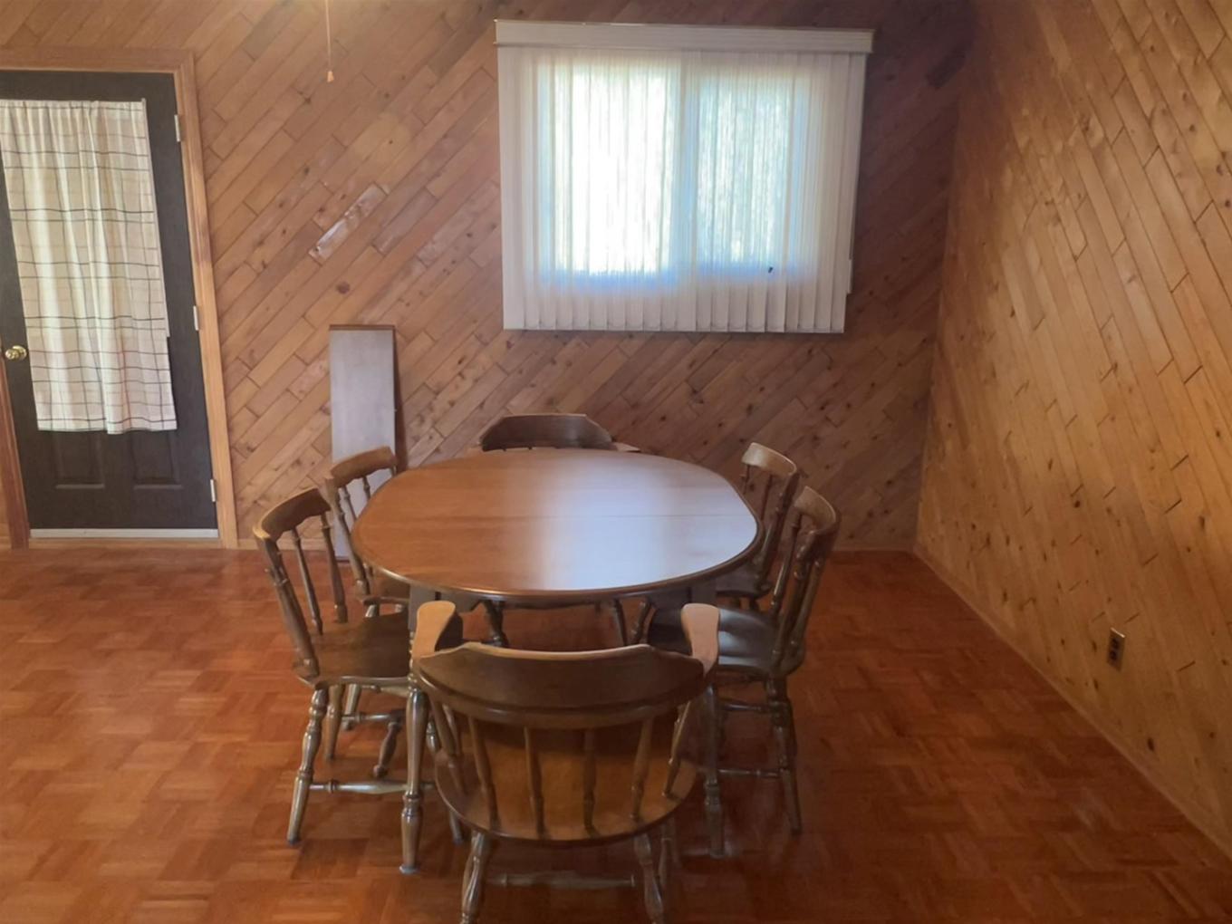 146 Pine Crescent, Atikokan, ON - Indoor Photo Showing Dining Room
