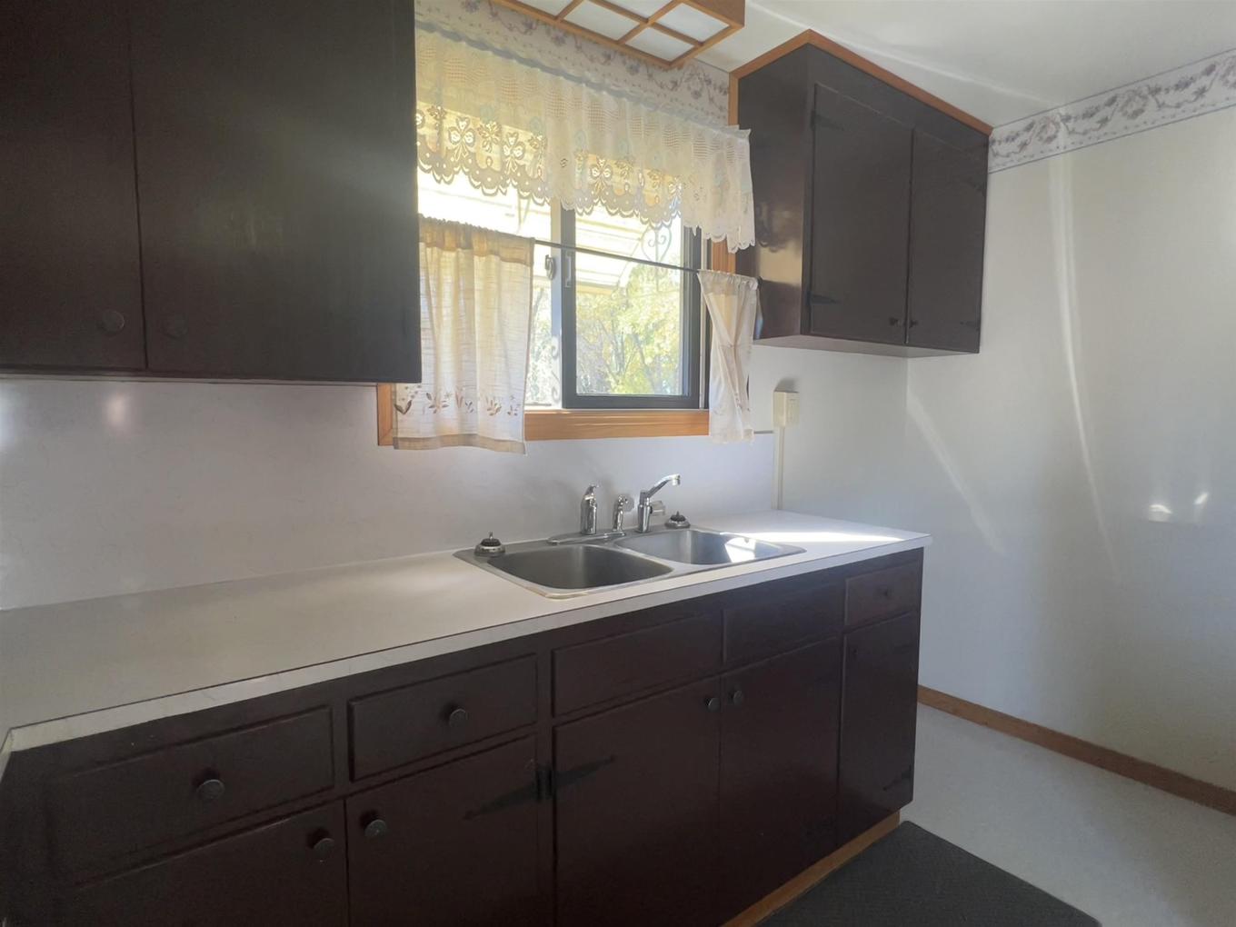 146 Pine Crescent, Atikokan, ON - Indoor Photo Showing Kitchen With Double Sink