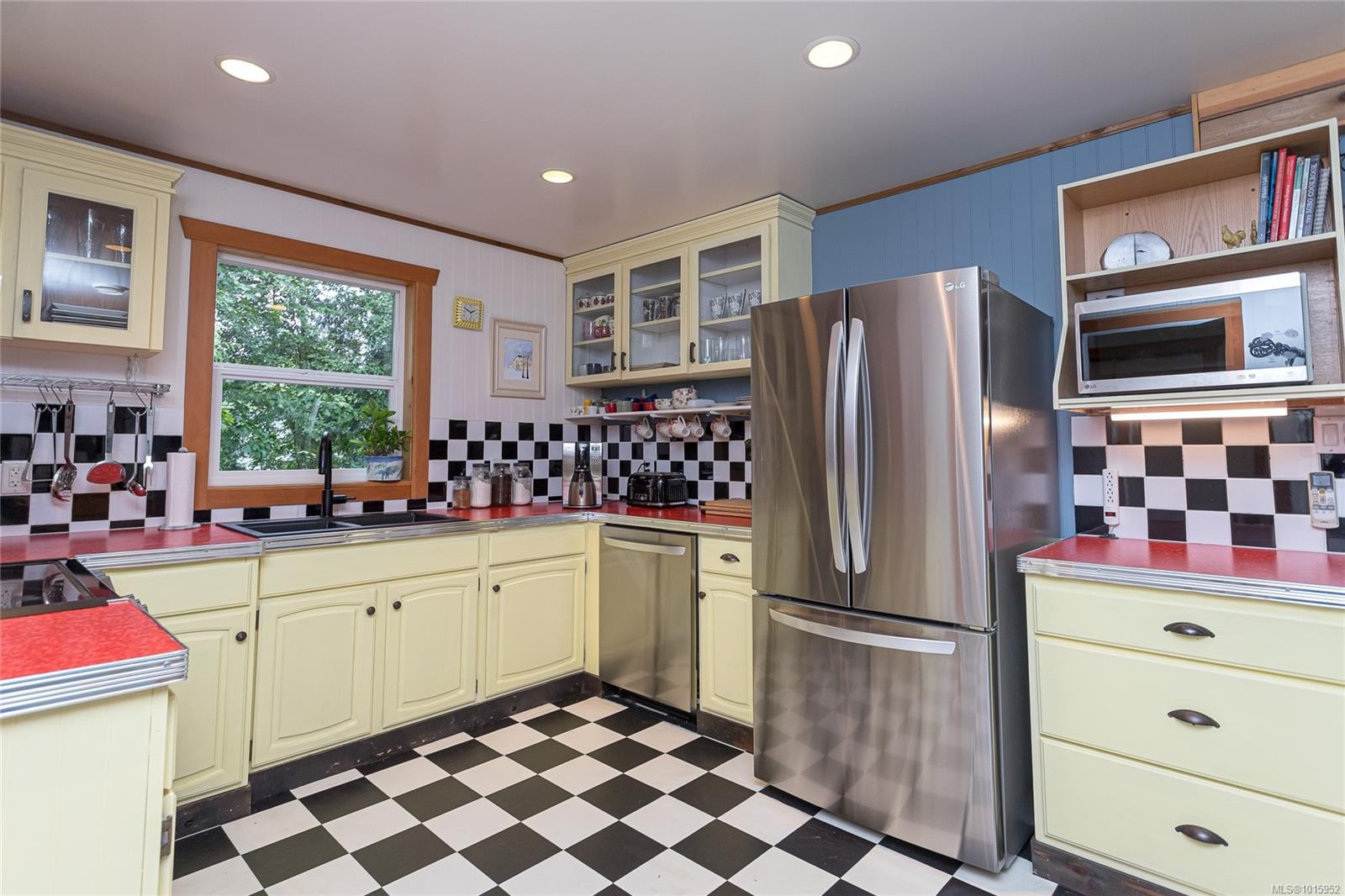 10821 Chemainus Rd, Saltair, BC