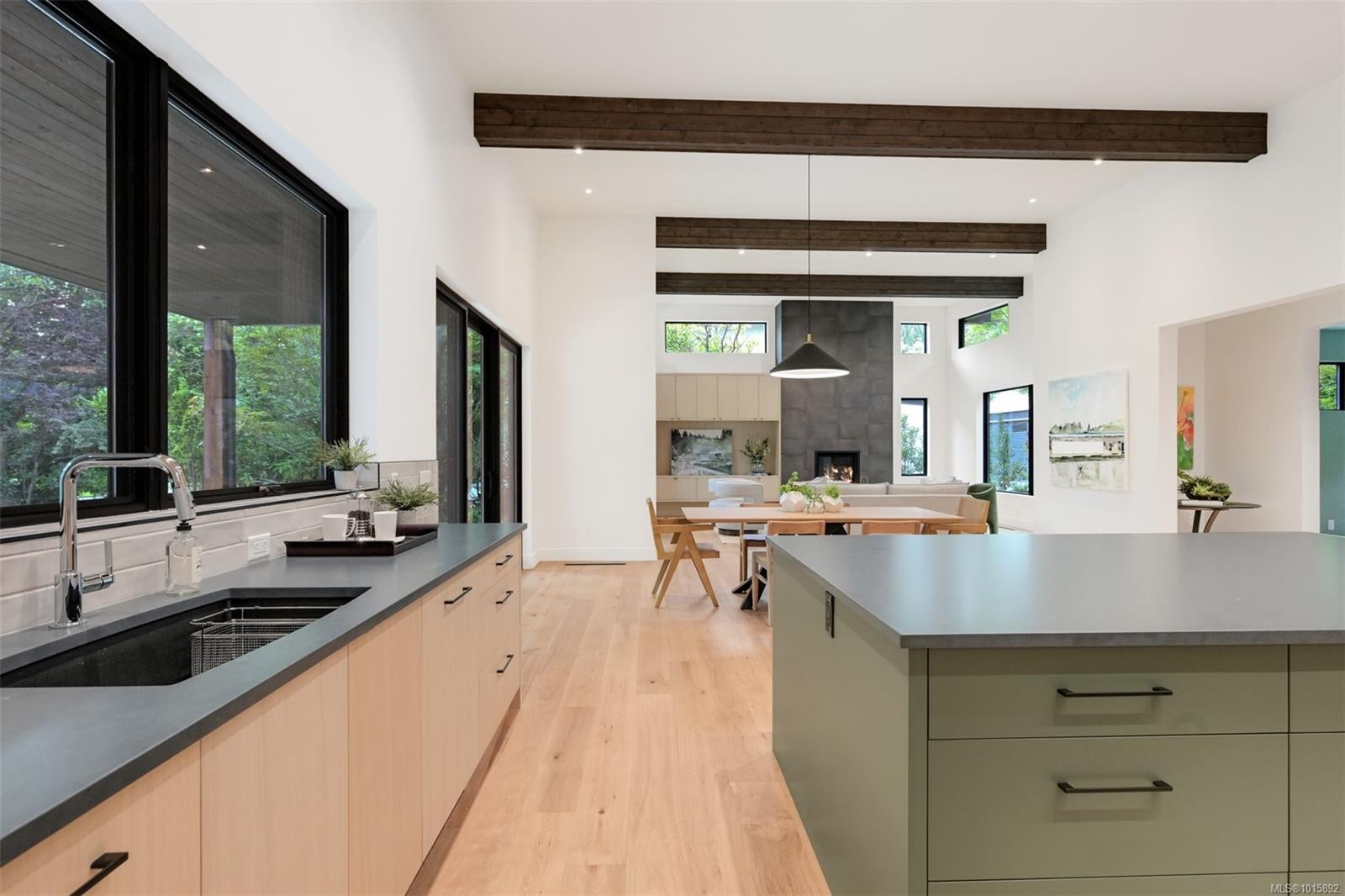 1542 Despard Ave, Victoria, BC