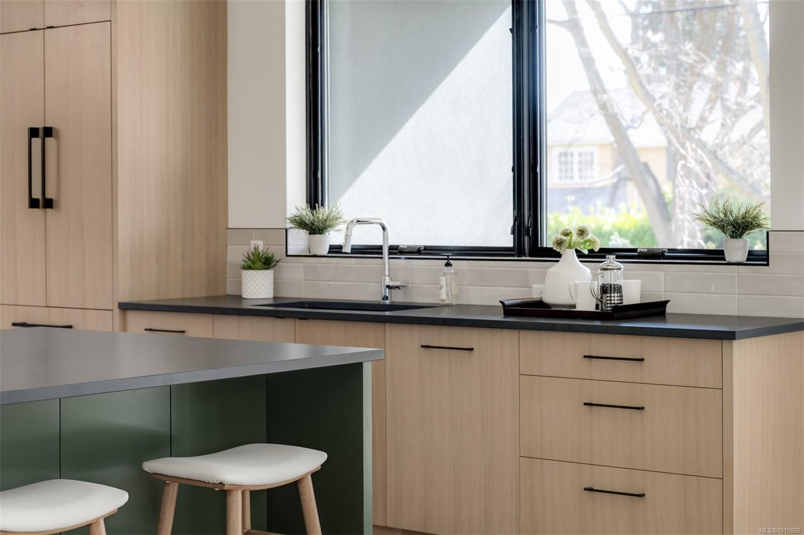 1542 Despard Ave, Victoria, BC