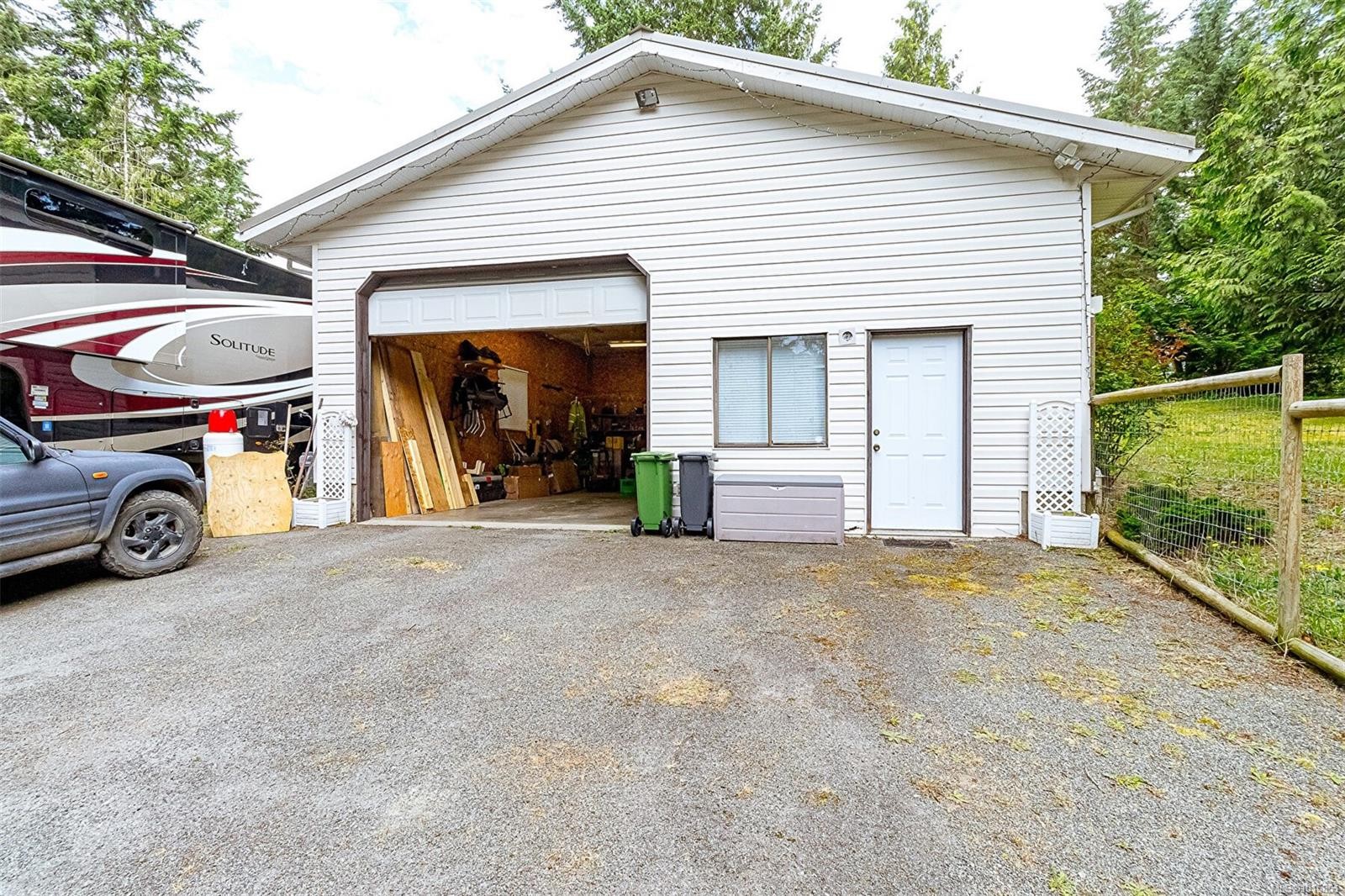 7155 &B7155 Bell Mckinnon Rd, Duncan, BC