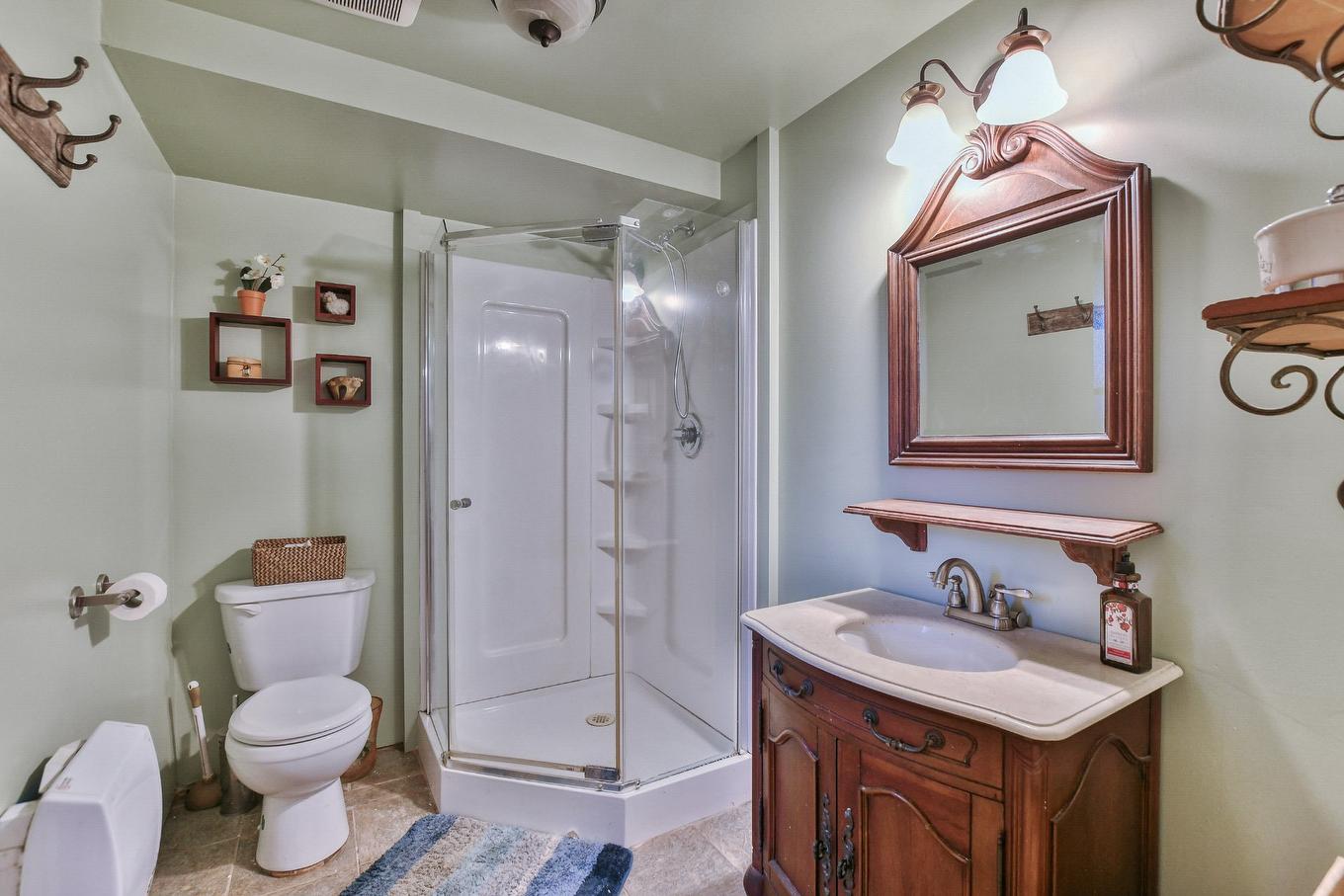 Bathroom - 1535 Mtée De La Côte-Rouge, Mirabel, QC - Indoor Photo Showing Bathroom