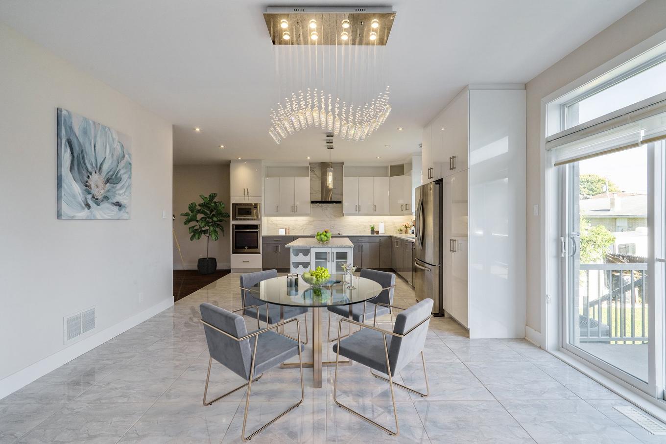 Dining room - 5960 Rue Alexandre, Brossard, QC - Indoor Photo Showing Dining Room