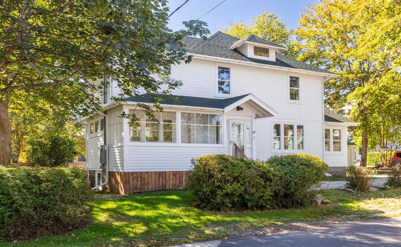 19 Cumberland Street, Yarmouth, NS