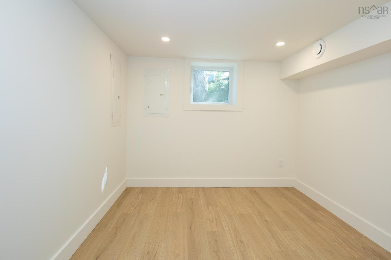 19 Cumberland Street, Yarmouth, NS