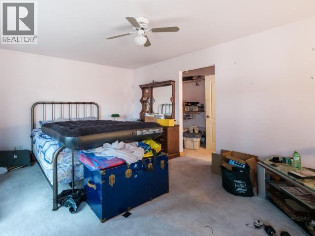16 Deadend Road, Whitehorse South, YT - Indoor Photo Showing Bedroom