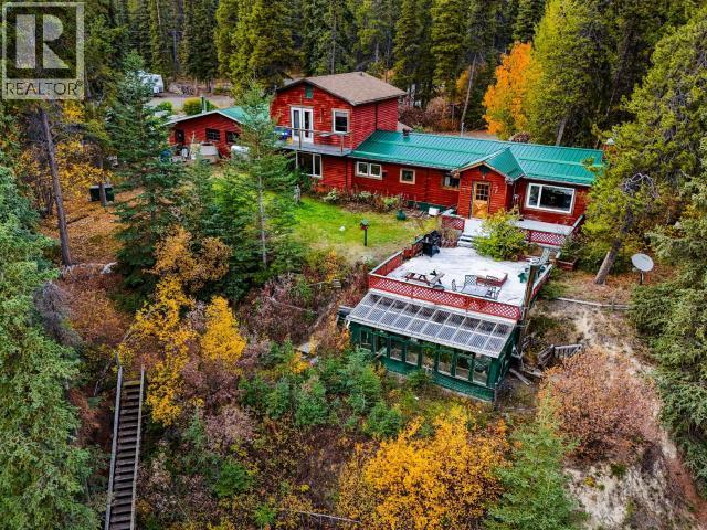 16 Deadend Road, Whitehorse South, YT - Outdoor With Deck Patio Veranda