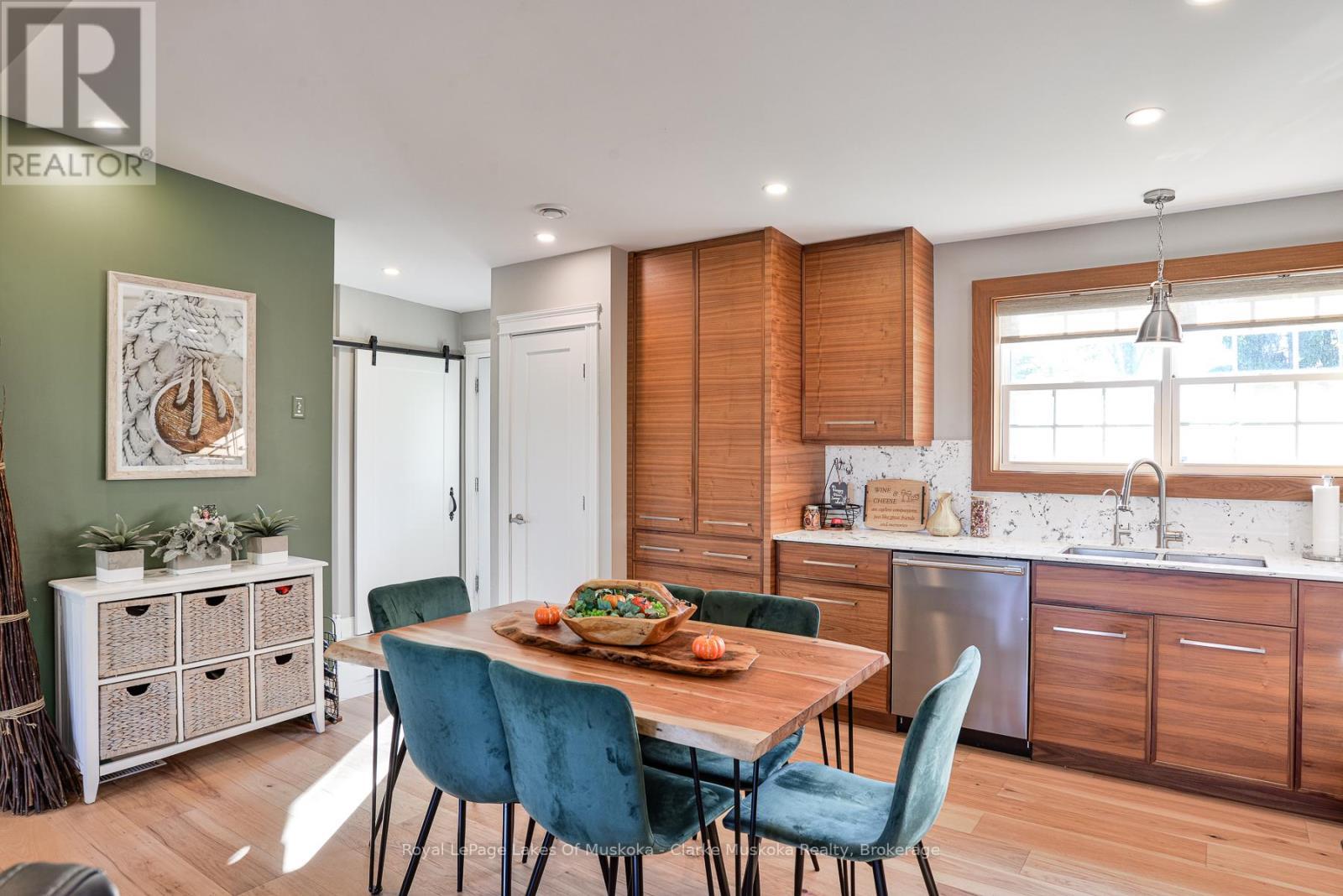 37 Mintens Lane, Georgian Bay (Baxter), ON - Indoor Photo Showing Other Room