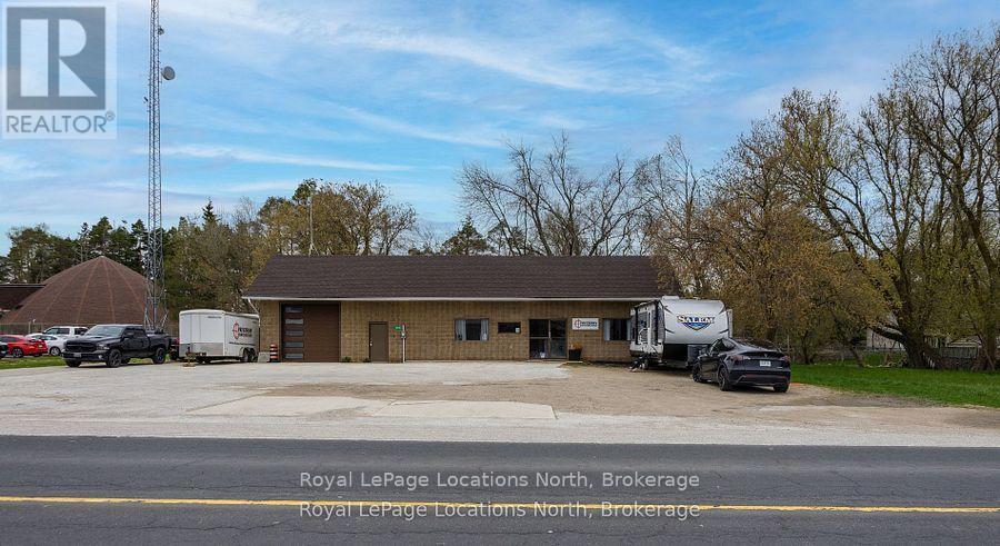 5206 County Rd 9 Road, Clearview (New Lowell), ON