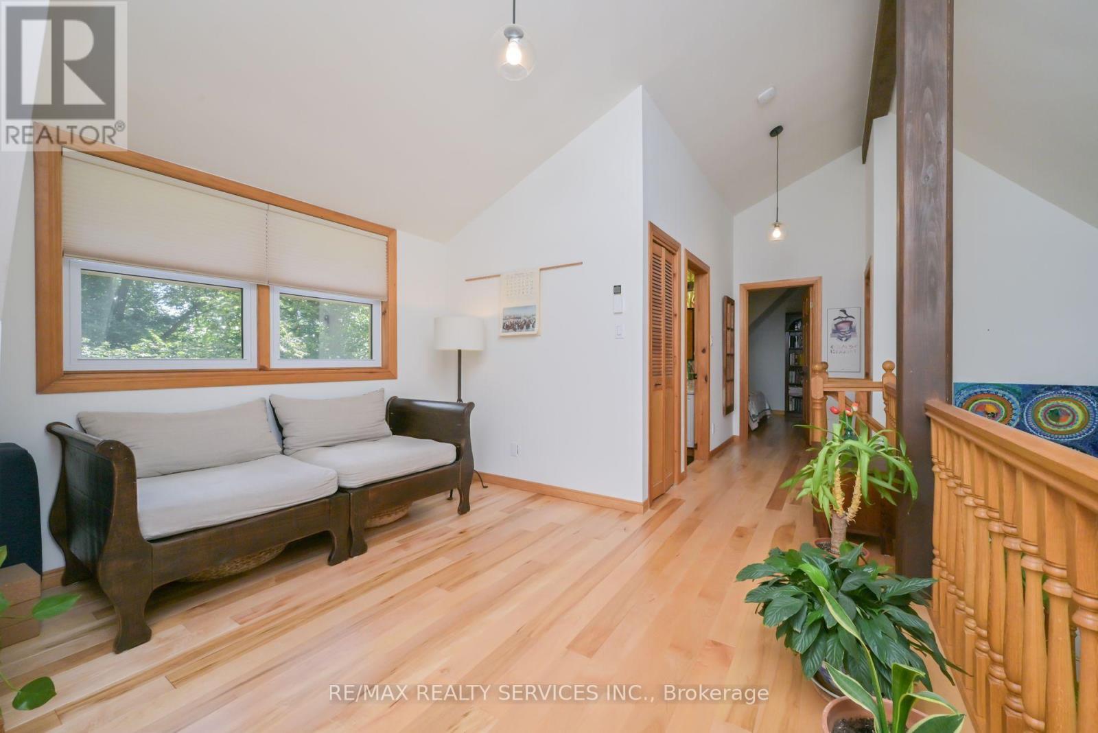 1 Mountainview Road, Mulmur, ON - Indoor