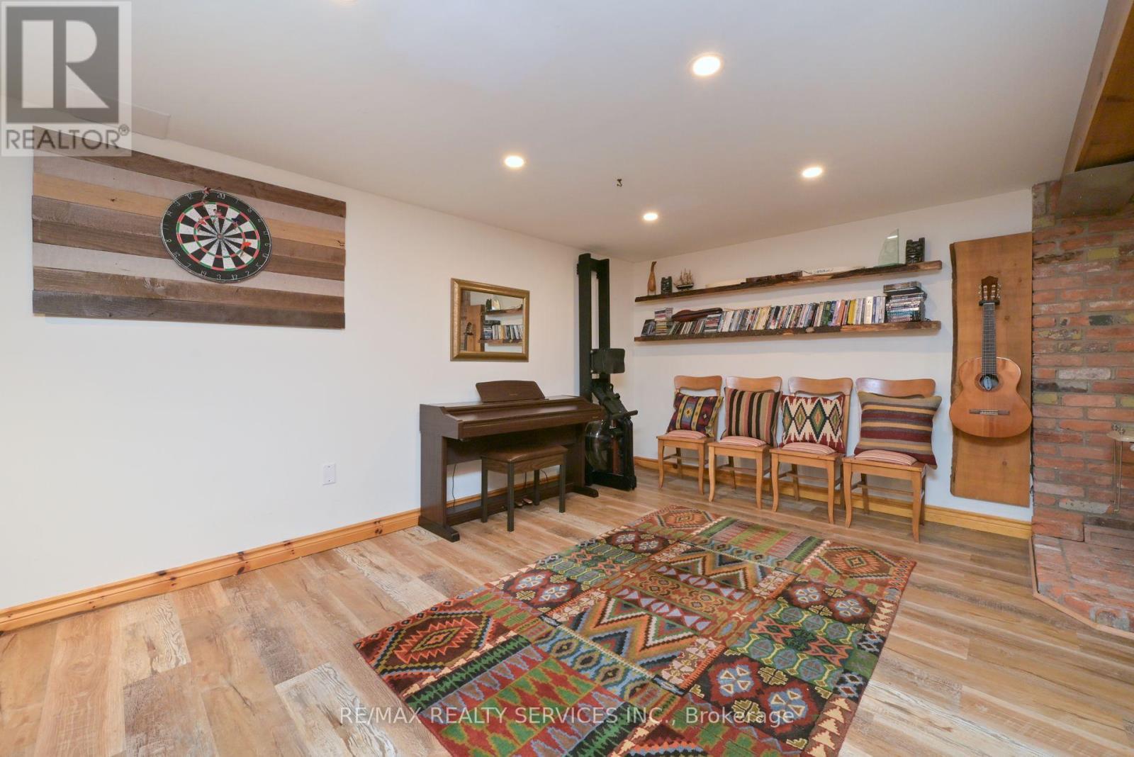 1 Mountainview Road, Mulmur, ON - Indoor Photo Showing Other Room