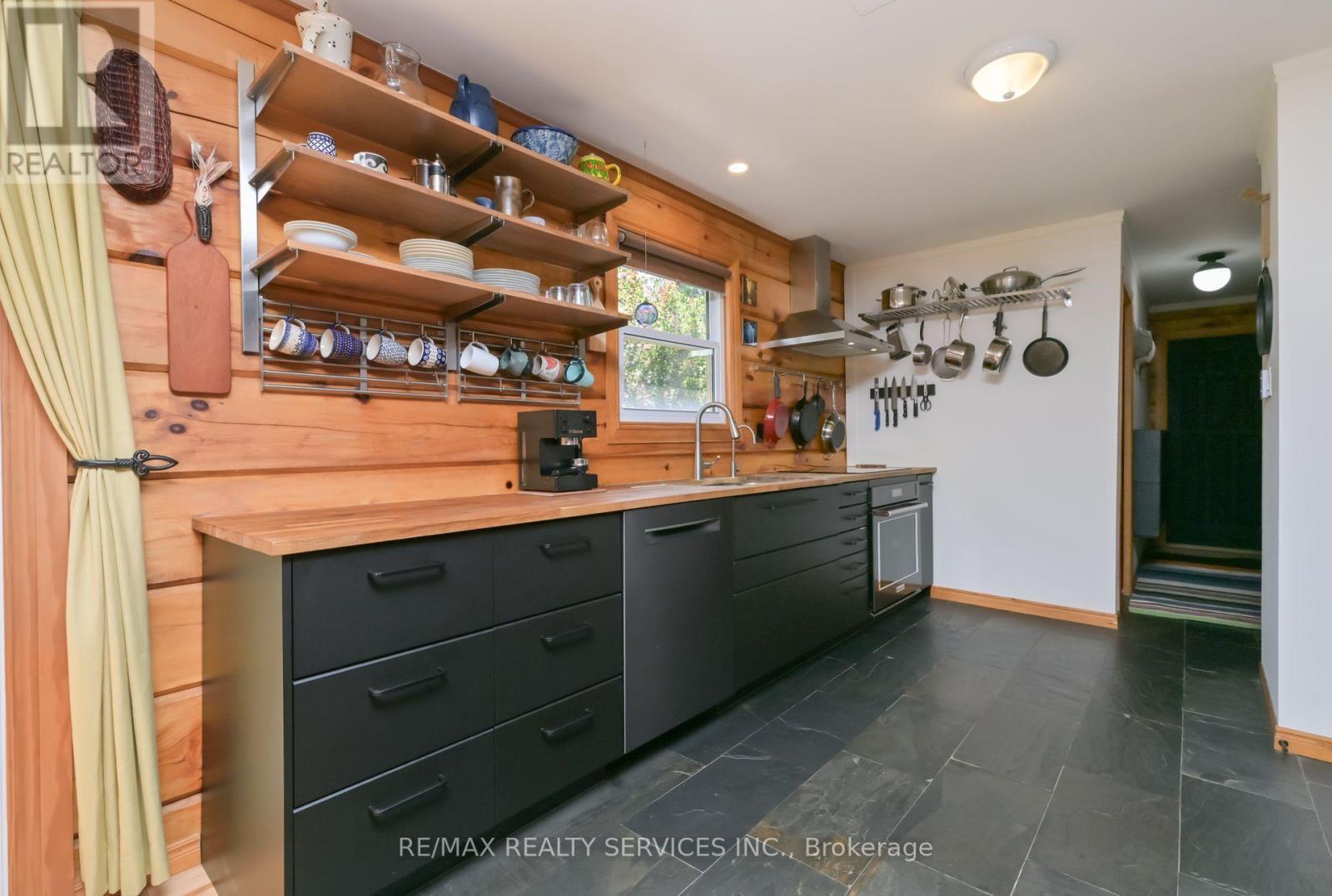 1 Mountainview Road, Mulmur, ON - Indoor