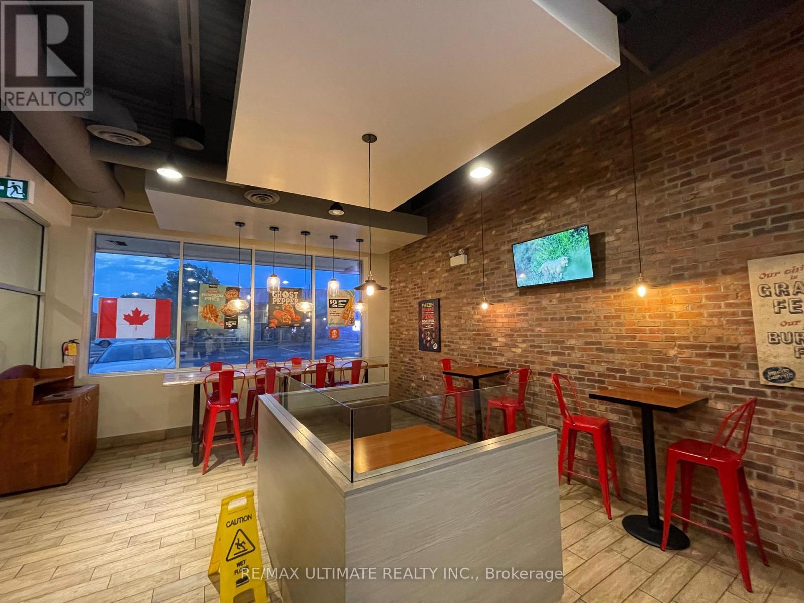 295 Wellington Street Unit 3D, Bracebridge, ON