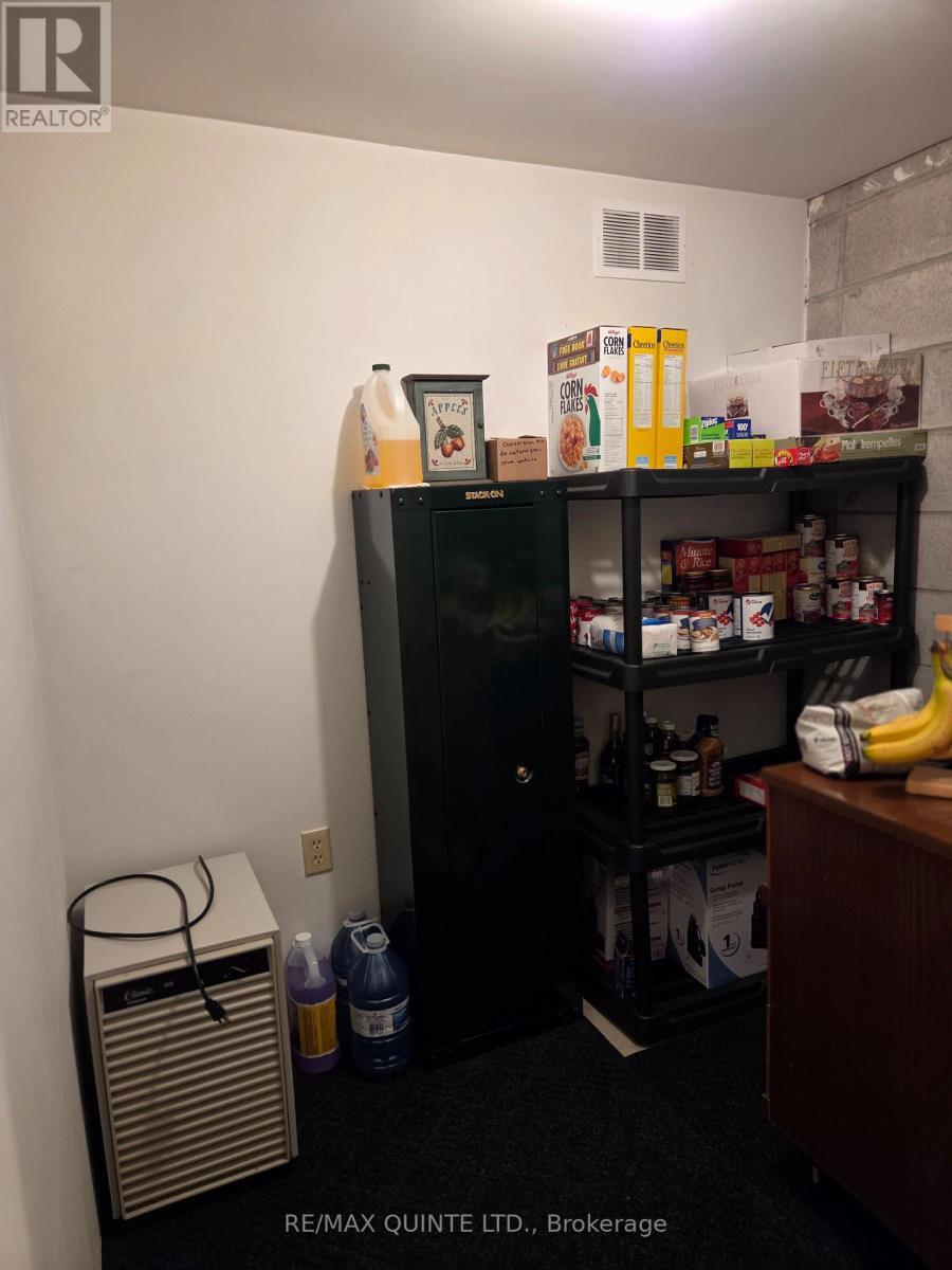 551 Marlbank Road, Tweed (Hungerford (Twp)), ON - Indoor Photo Showing Other Room