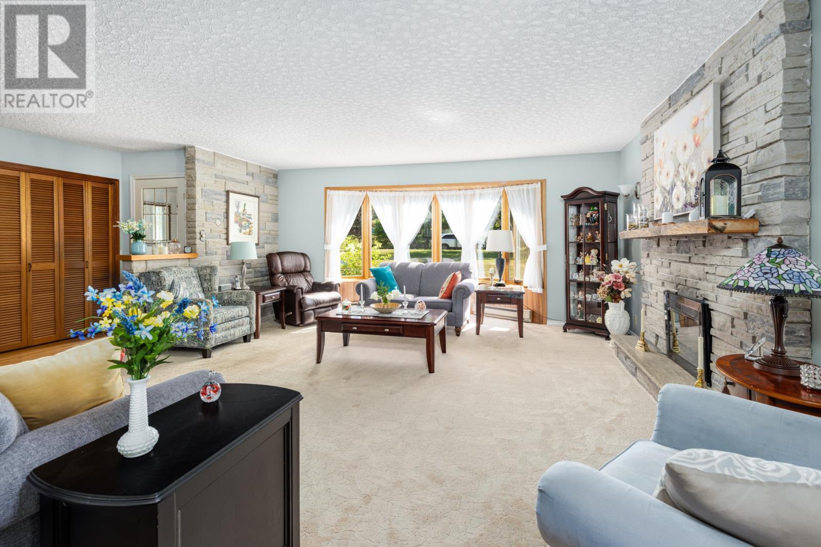 1470 Conception Bay Highway, Conception Bay South, NL - Indoor Photo Showing Living Room With Fireplace