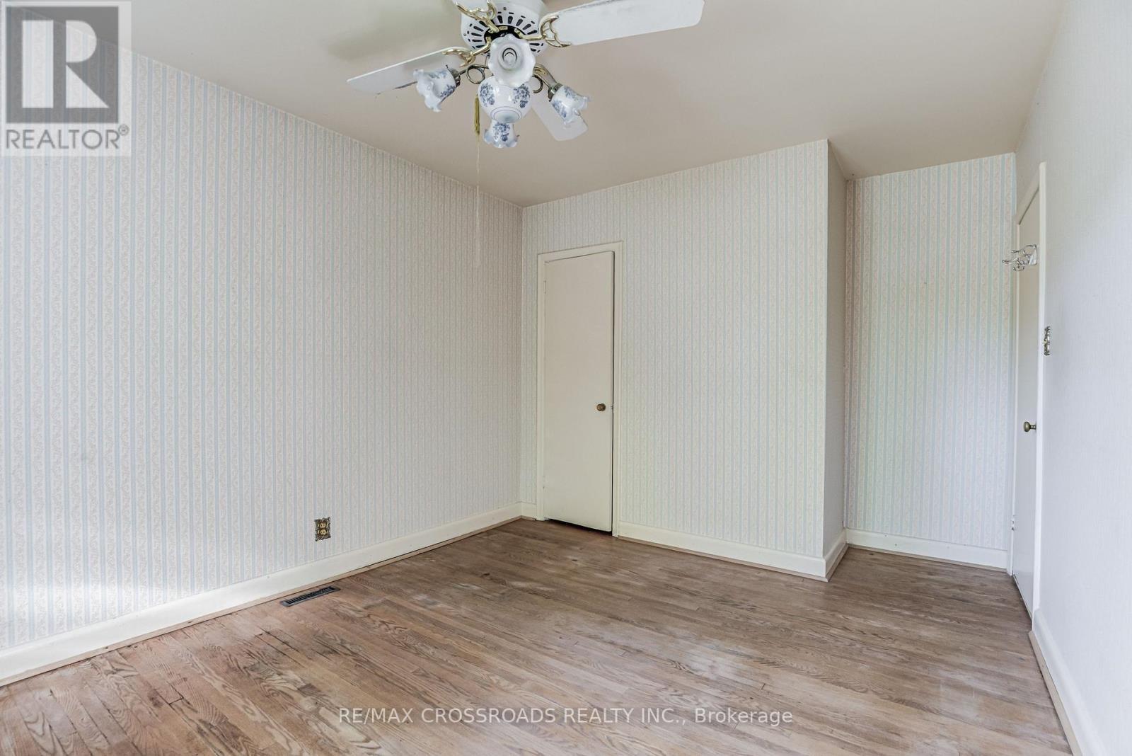 156 Florence Avenue, Toronto, ON - Indoor Photo Showing Other Room