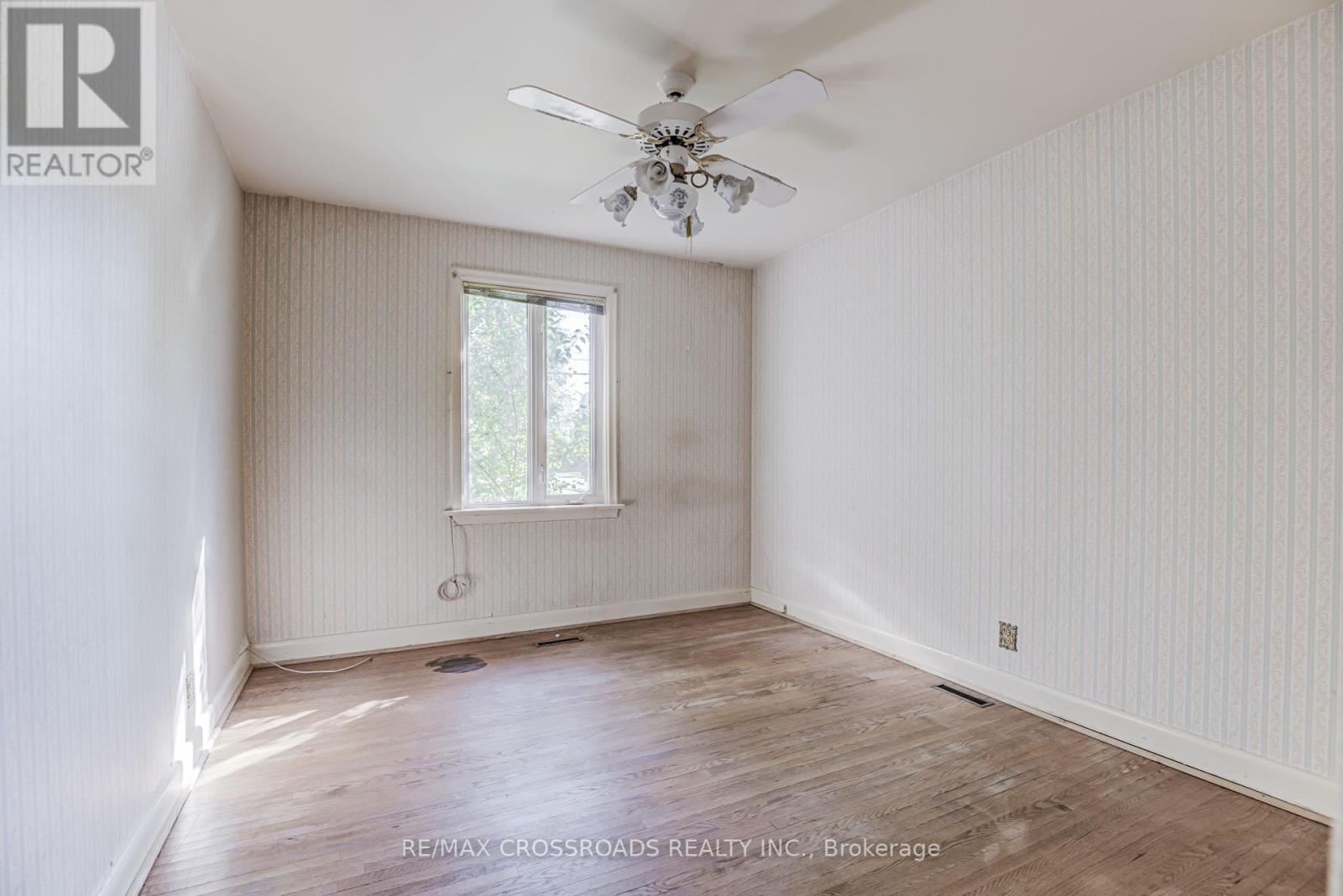 156 Florence Avenue, Toronto, ON - Indoor Photo Showing Other Room