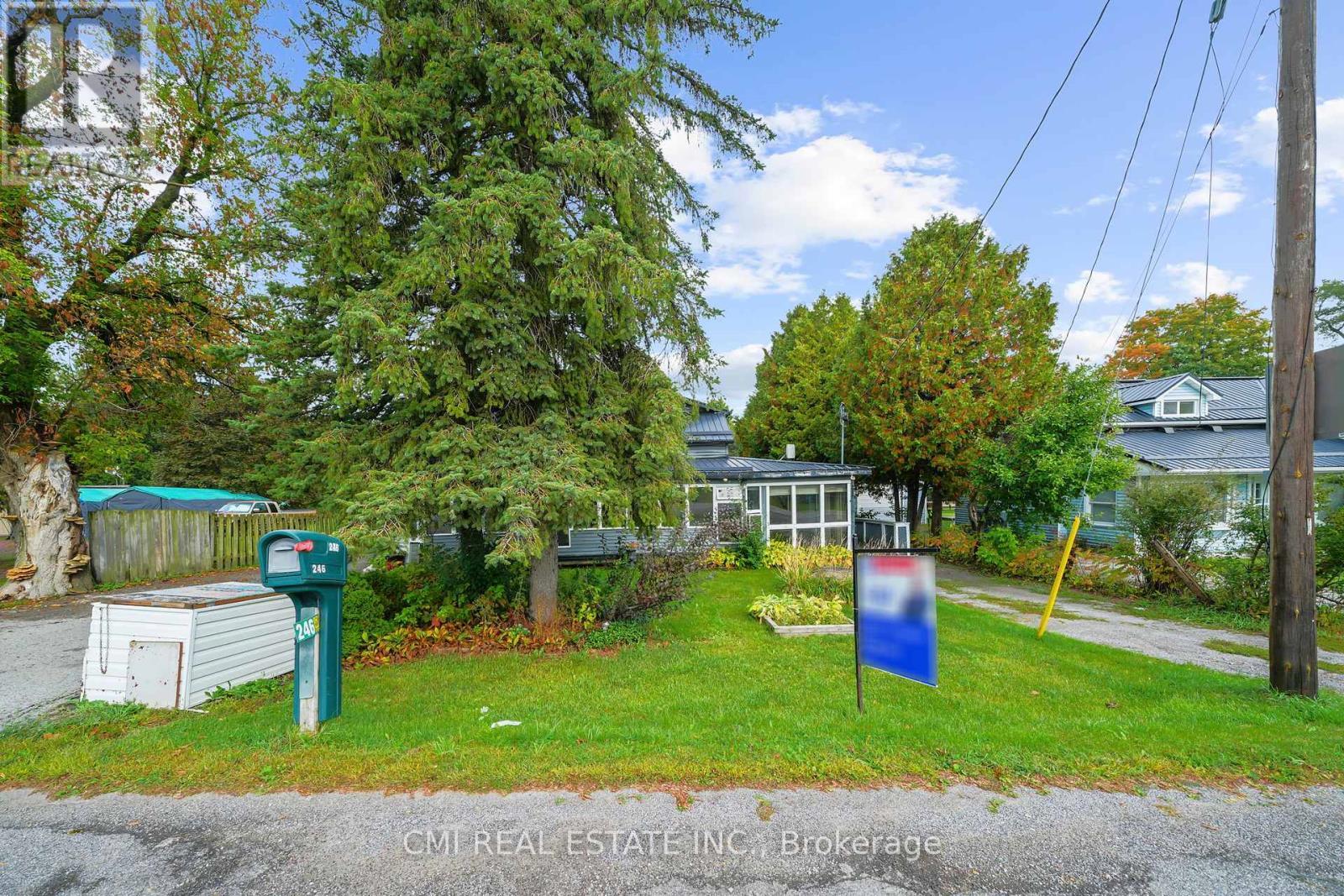 246 Regional 8 Road, Uxbridge, ON - Outdoor