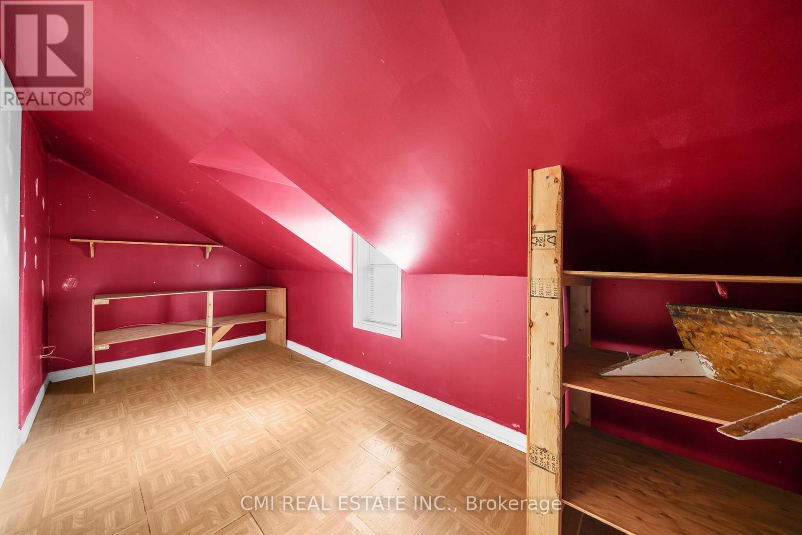 246 Regional 8 Road, Uxbridge, ON - Indoor