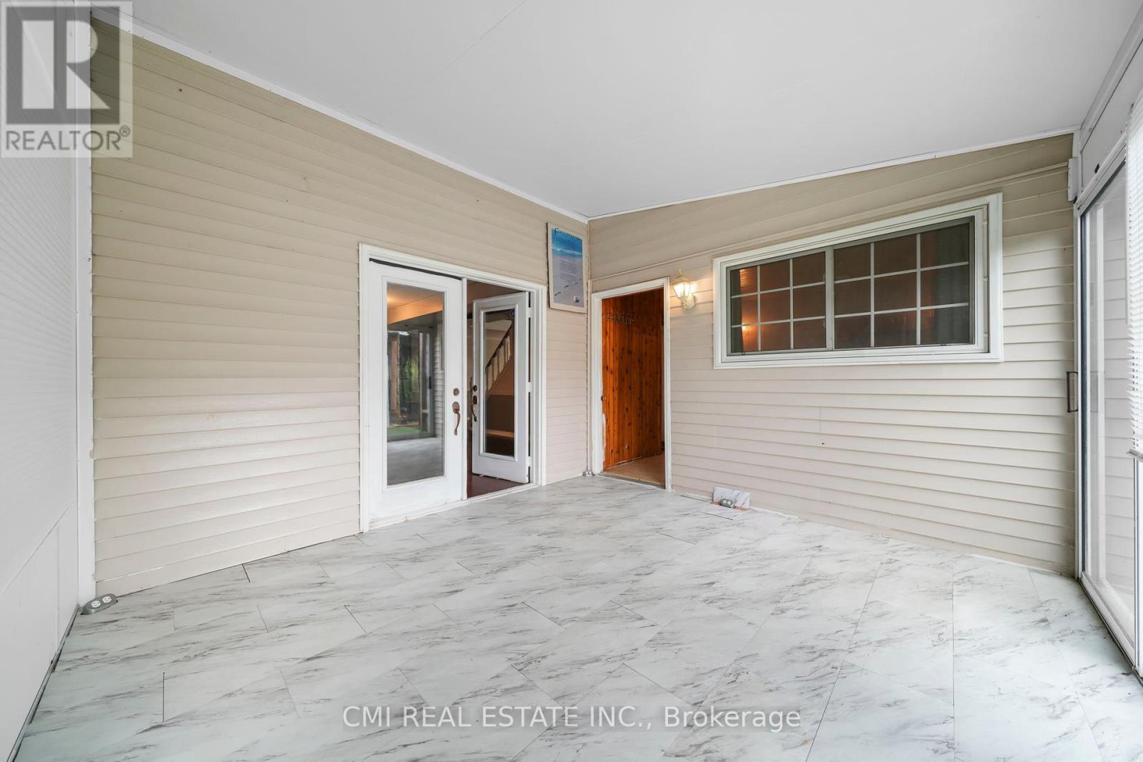 246 Regional 8 Road, Uxbridge, ON - Outdoor With Exterior