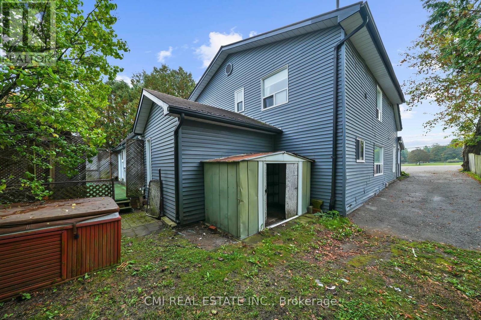 246 Regional 8 Road, Uxbridge, ON - Outdoor With Exterior